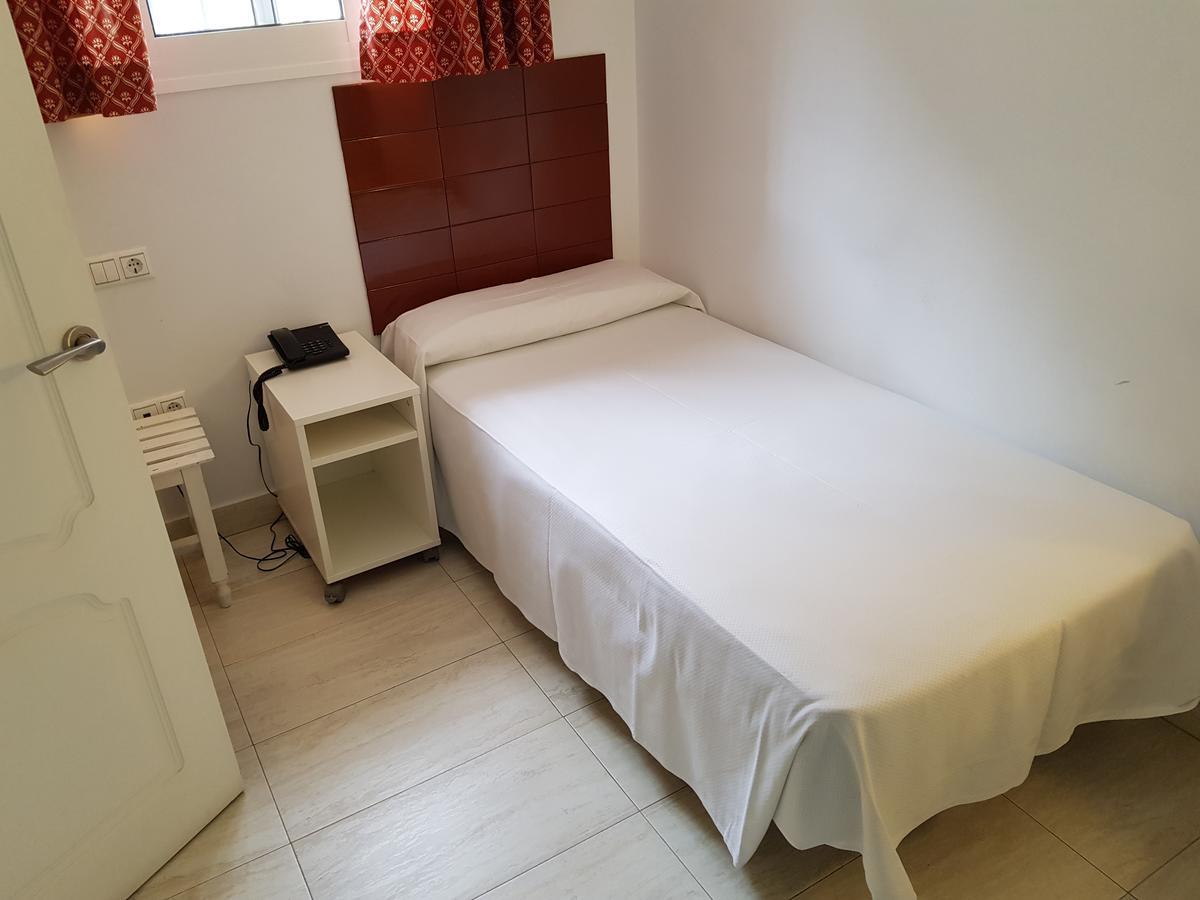 Hotel Eliseos Malaga Zewnętrze zdjęcie
