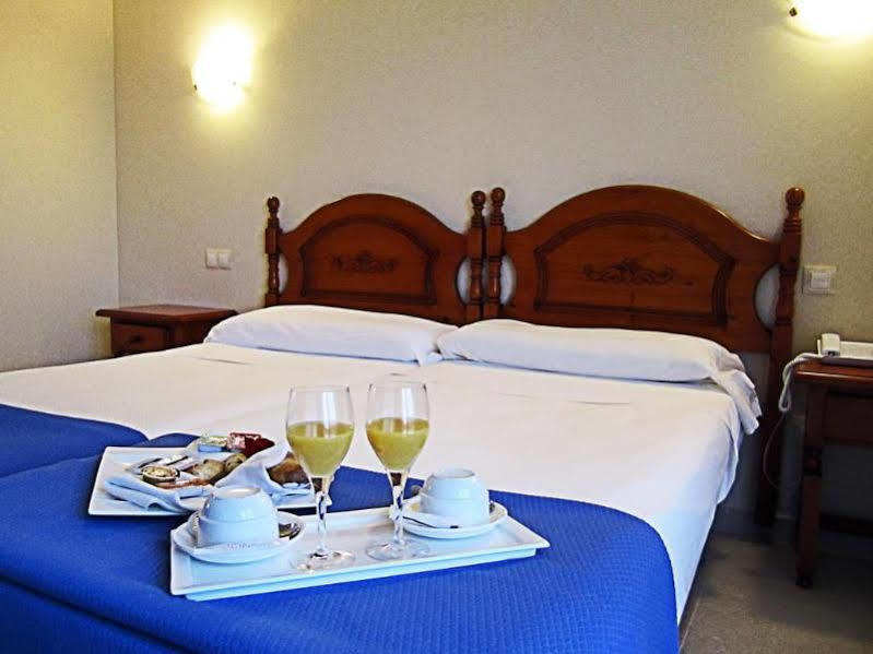 Hotel Eliseos Malaga Zewnętrze zdjęcie