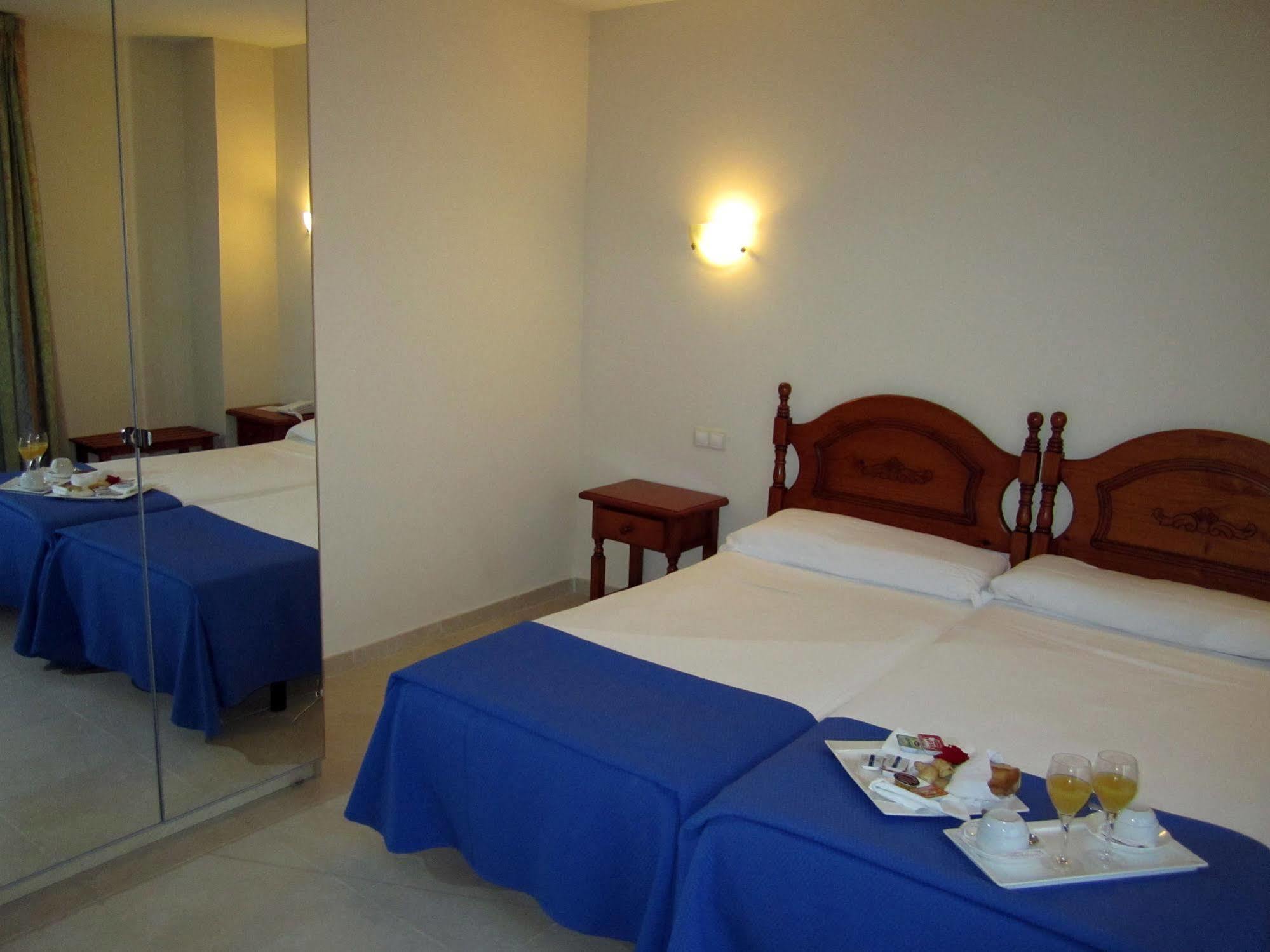 Hotel Eliseos Malaga Zewnętrze zdjęcie