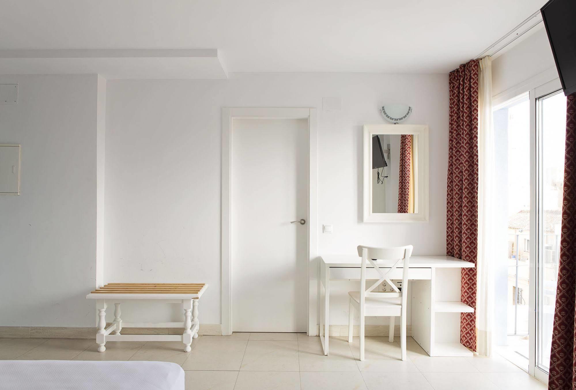 Hotel Eliseos Malaga Zewnętrze zdjęcie